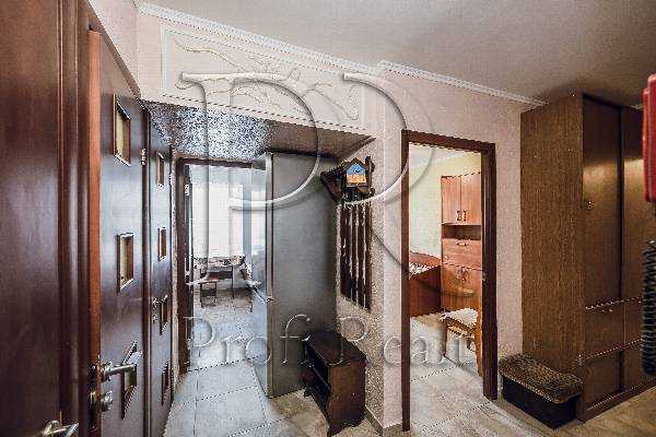 Продаж 3-кімнатної квартири 62 м², Ватутіна вул., Генерала, 26В