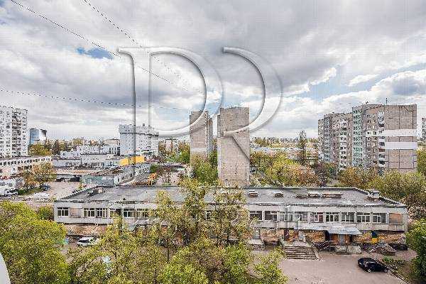 Продаж 3-кімнатної квартири 62 м², Ватутіна вул., Генерала, 26В