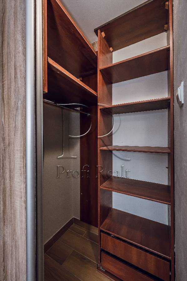 Продаж 3-кімнатної квартири 62 м², Ватутіна вул., Генерала, 26В