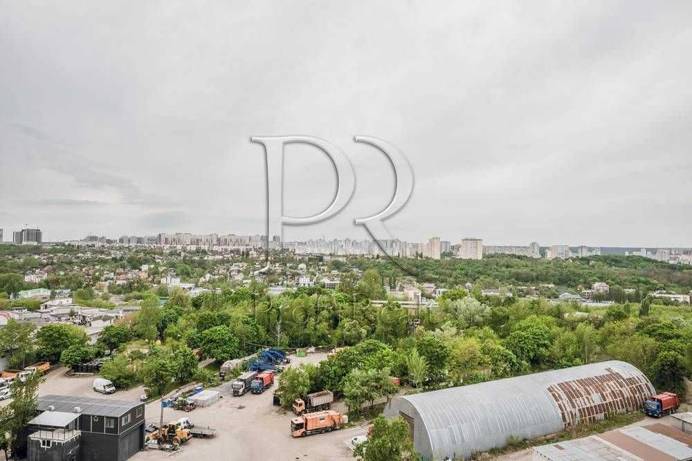 Продаж 3-кімнатної квартири 90 м², Бакинська вул., 37Г