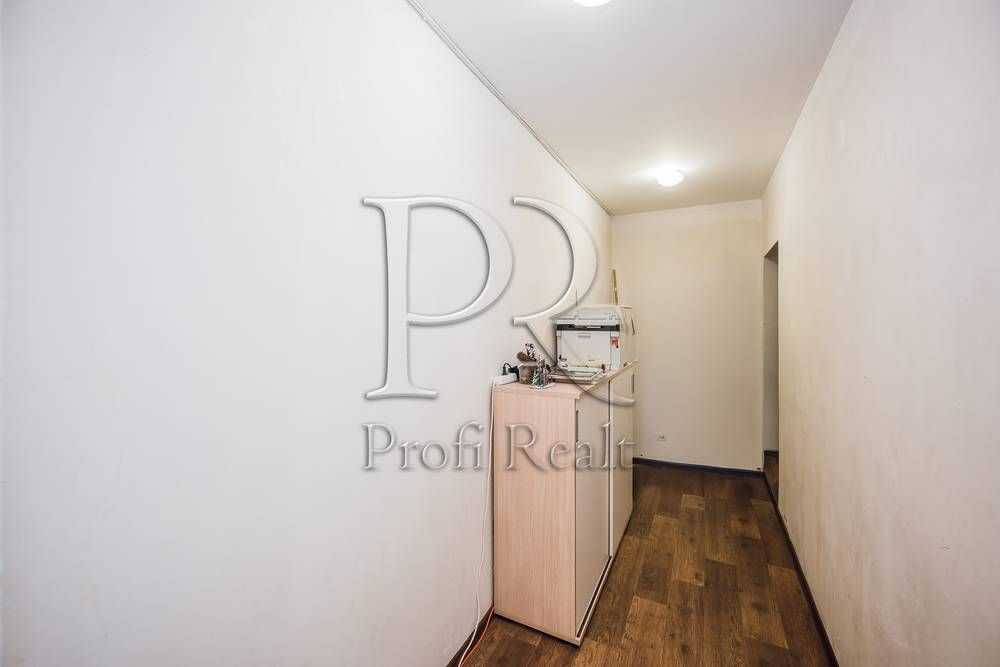 Продаж 3-кімнатної квартири 90 м², Бакинська вул., 37Г