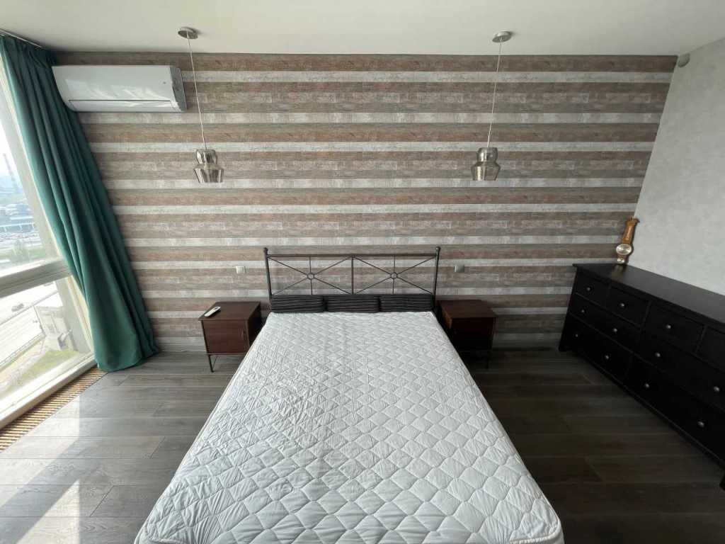 Аренда 2-комнатной квартиры 76 м², Степана Бандеры просп., 2Д