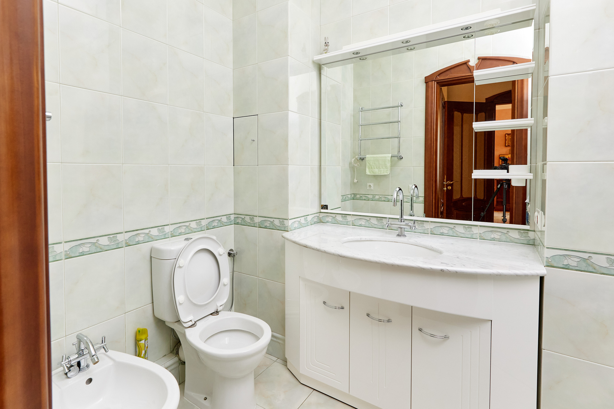 Оренда 4-кімнатної квартири 210 м², Старонаводницька вул., 13