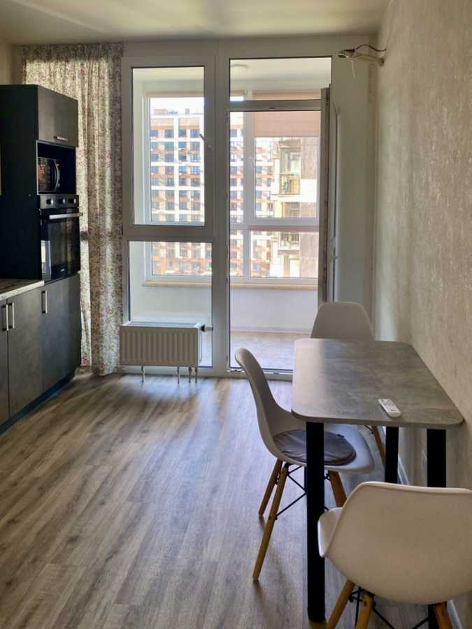 Оренда 1-кімнатної квартири 40 м², Правди просп., 41