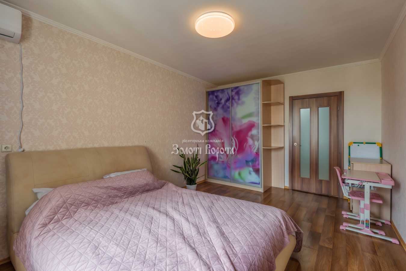Продажа 2-комнатной квартиры 75.8 м², Милославська, 16