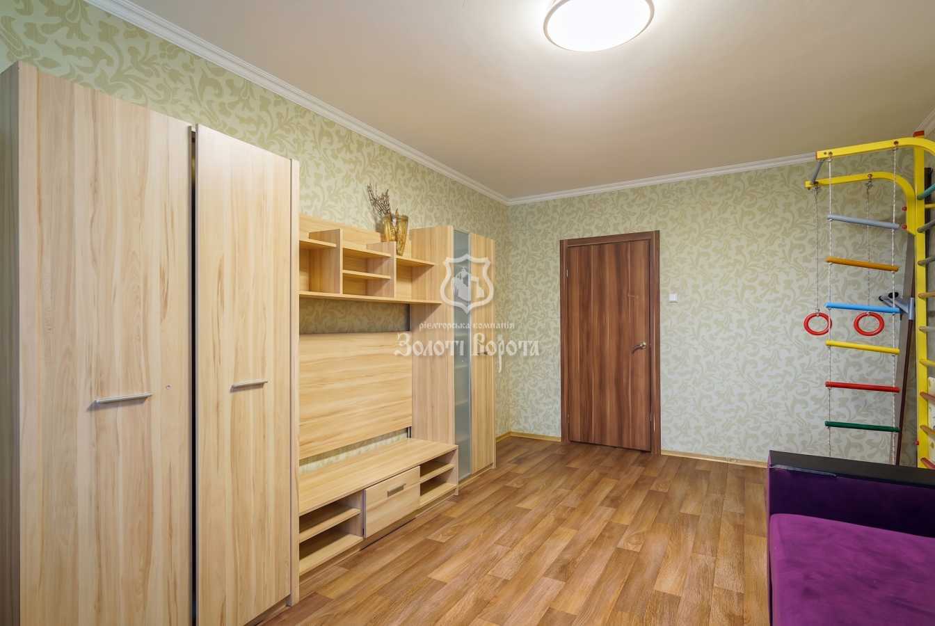 Продажа 2-комнатной квартиры 75.8 м², Милославська, 16