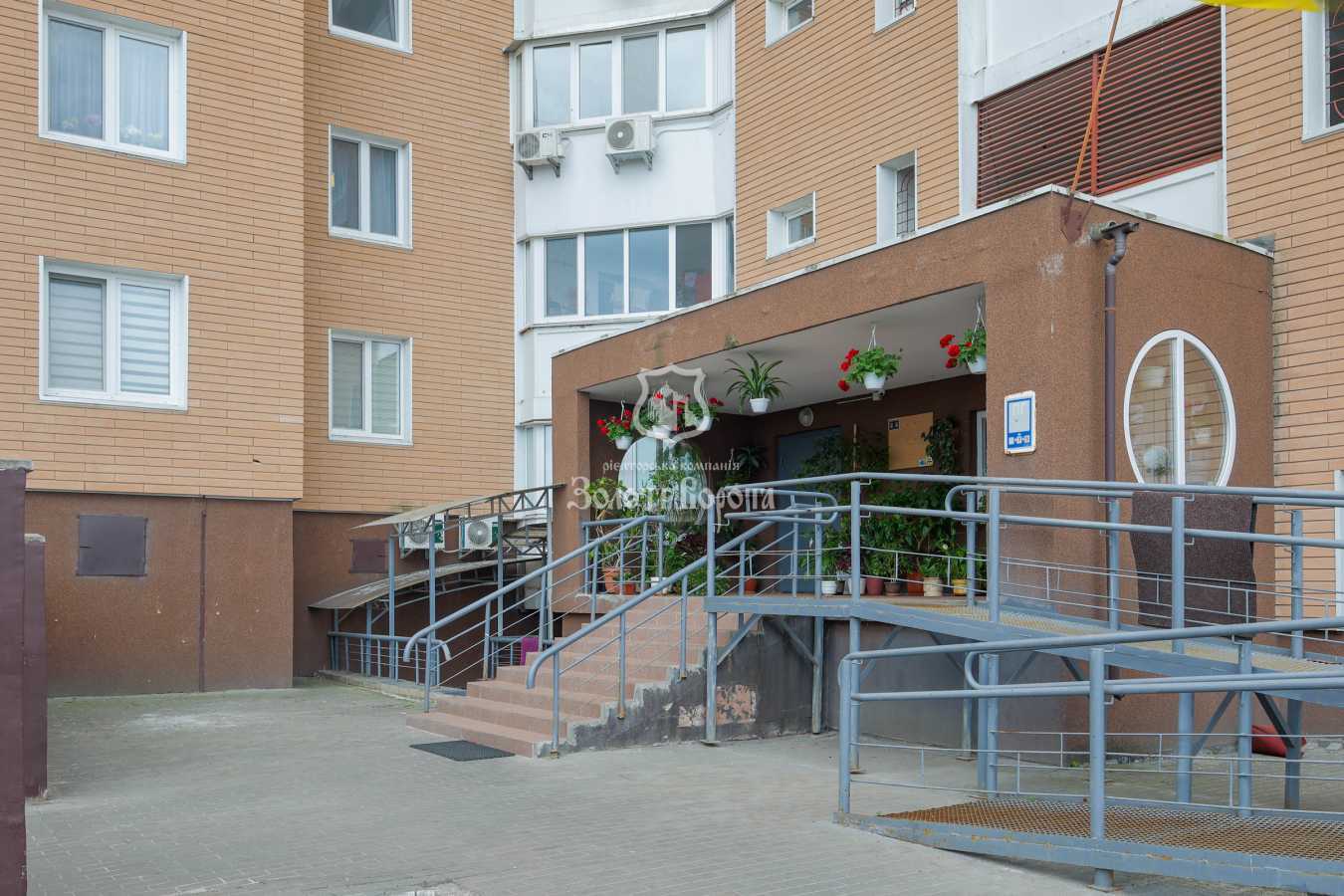 Продажа 2-комнатной квартиры 75.8 м², Милославська, 16