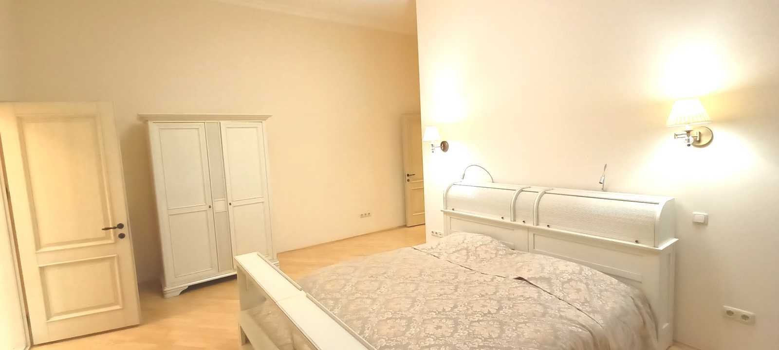 Продажа 5-комнатной квартиры 225 м², Левандовская ул., 12