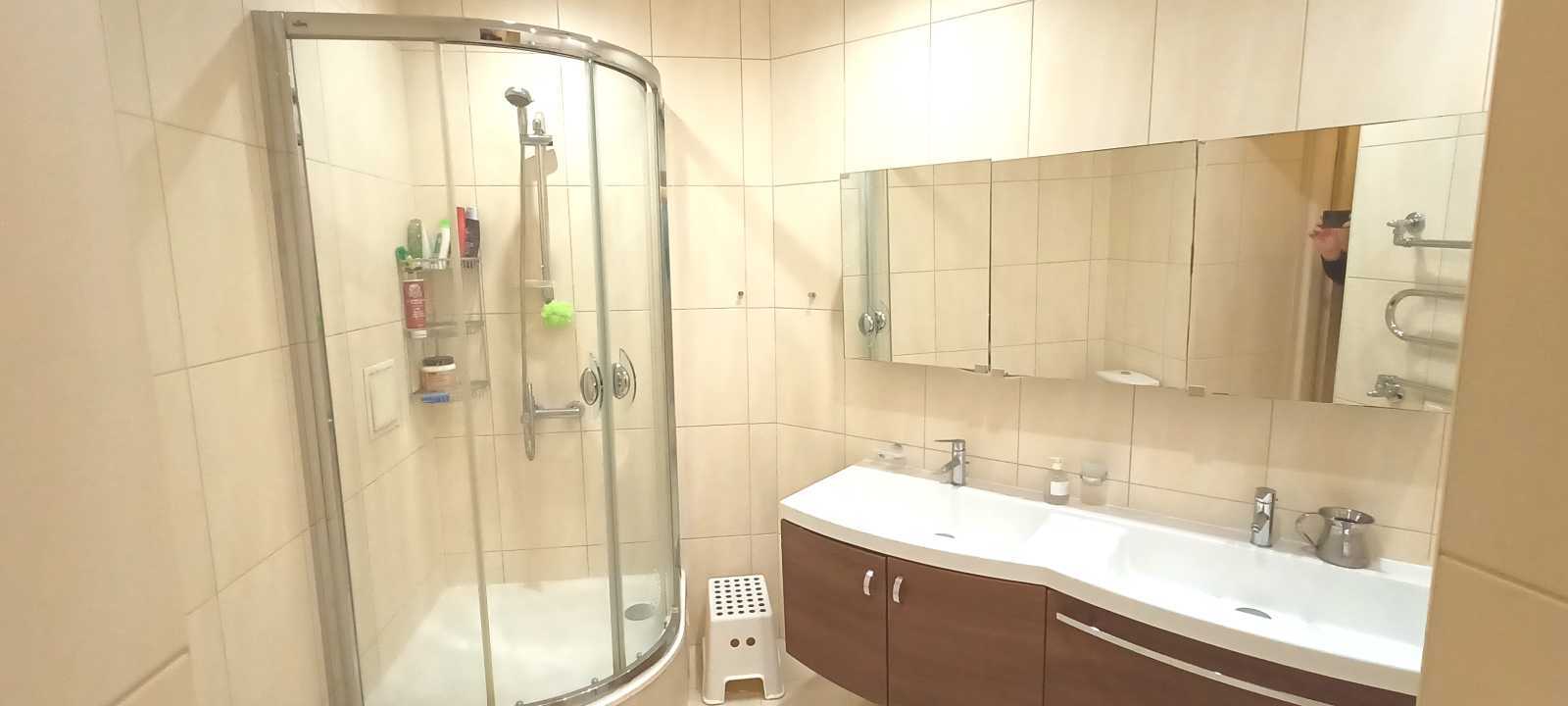 Продажа 5-комнатной квартиры 225 м², Левандовская ул., 12