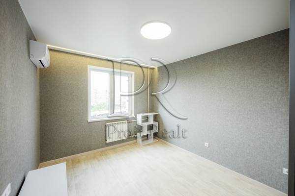 Продажа 3-комнатной квартиры 73 м², Полесская ул., 4А
