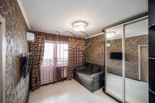 Продажа 3-комнатной квартиры 73 м², Полесская ул., 4А