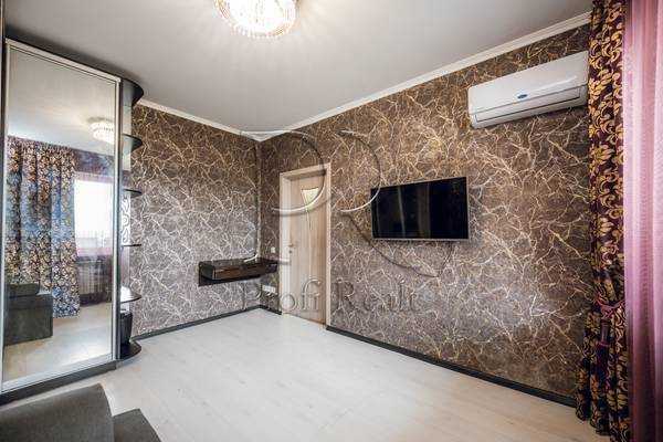 Продажа 3-комнатной квартиры 73 м², Полесская ул., 4А