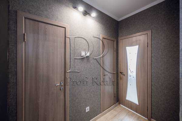 Продажа 3-комнатной квартиры 73 м², Полесская ул., 4А