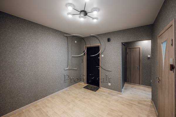 Продажа 3-комнатной квартиры 73 м², Полесская ул., 4А