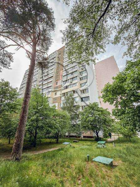 Продажа 3-комнатной квартиры 73 м², Полесская ул., 4А