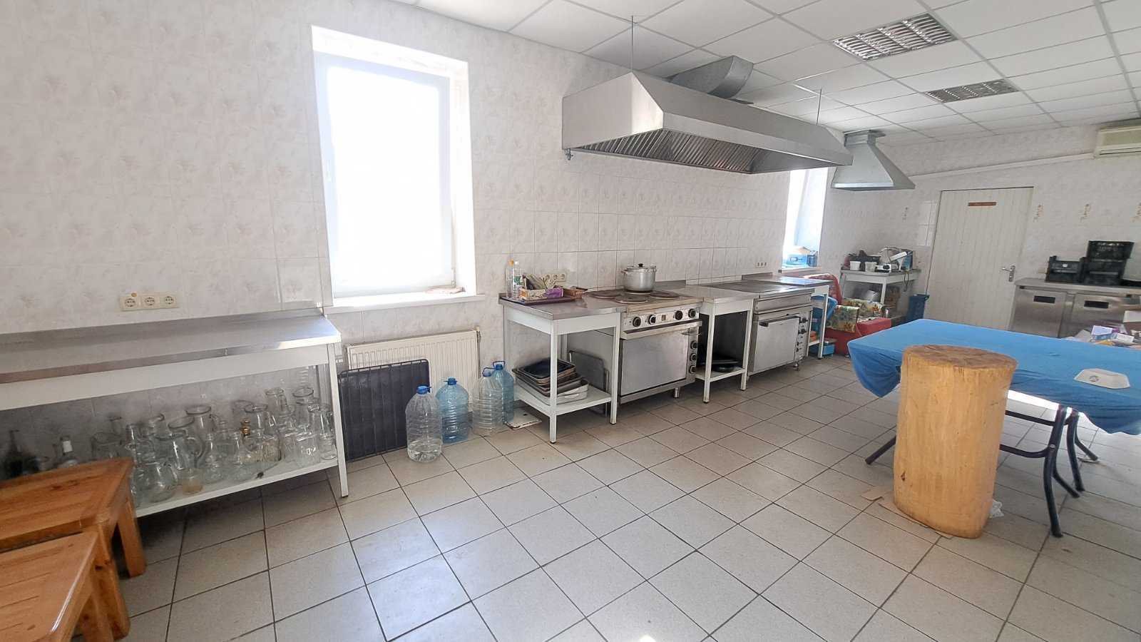 Продаж приміщення вільного призначення 465 м², Реаолюціїї, 1