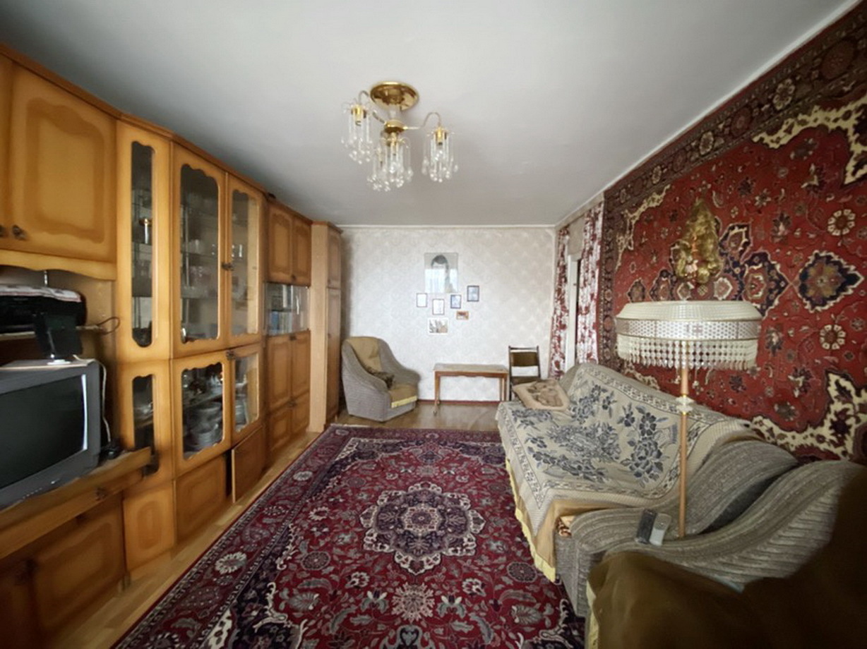 Продажа 2-комнатной квартиры 54.4 м², Лазурная ул.