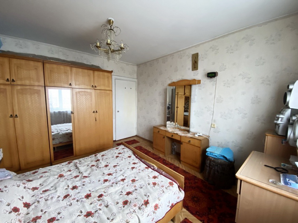 Продажа 2-комнатной квартиры 54.4 м², Лазурная ул.
