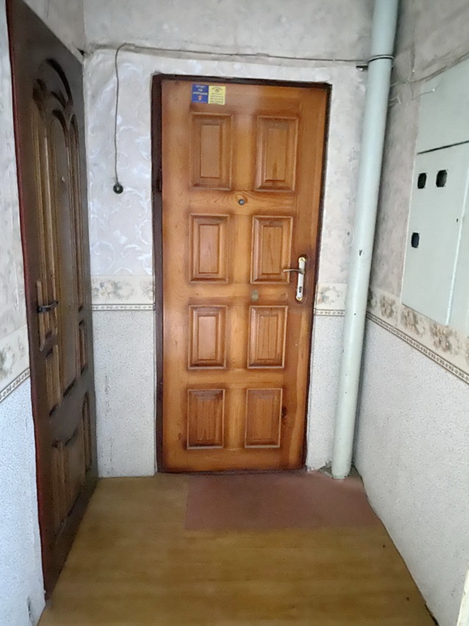 Продажа 2-комнатной квартиры 54.4 м², Лазурная ул.