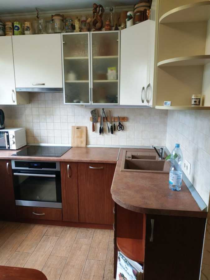 Оренда 3-кімнатної квартири 72 м², Вікентія Беретті вул., 8