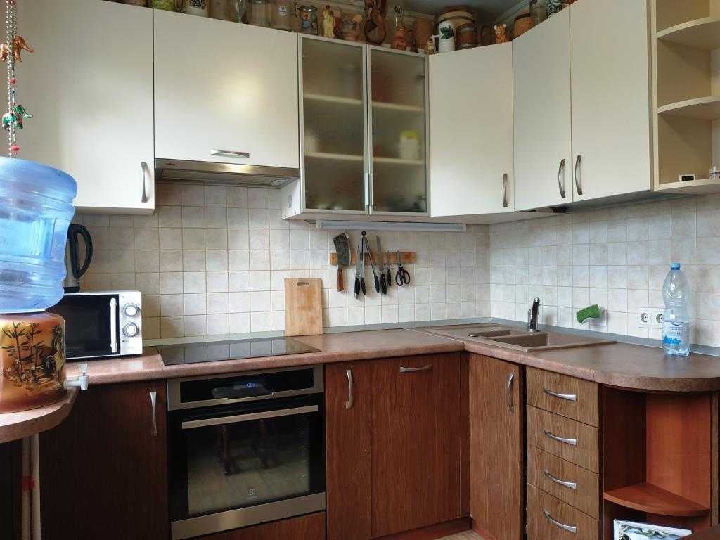 Оренда 3-кімнатної квартири 72 м², Вікентія Беретті вул., 8