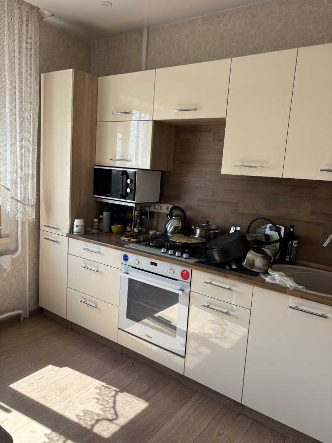 Продажа 3-комнатной квартиры 66 м², Бежовка ул.