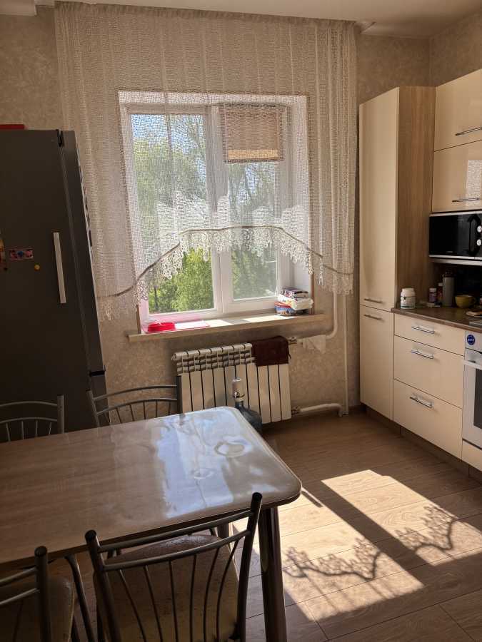 Продажа 3-комнатной квартиры 66 м², Бежовка ул.