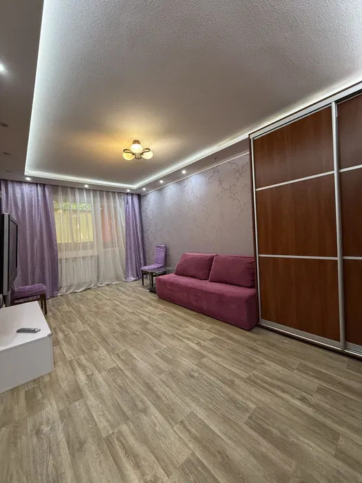 Аренда 2-комнатной квартиры 44 м², Героев Труда ул., 19Б
