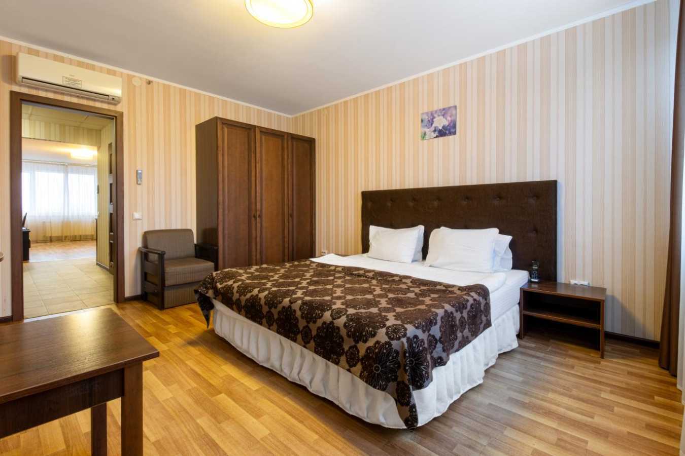 Продажа 1-комнатной квартиры 52.9 м², Петра Сагайдачного ул.