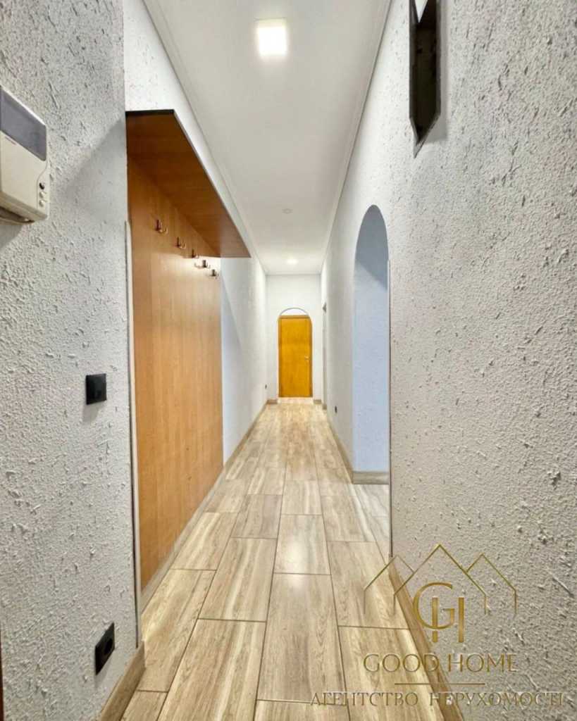 Продажа 2-комнатной квартиры 64.7 м², Вузовская ул., 4