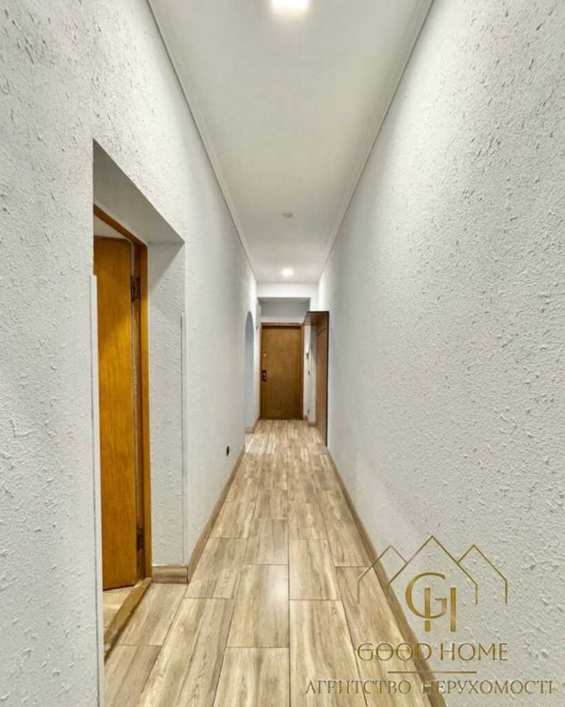 Продажа 2-комнатной квартиры 64.7 м², Вузовская ул., 4