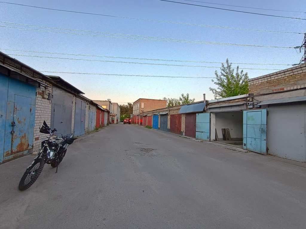 Продаж гаража 41 м², Крайня, 13