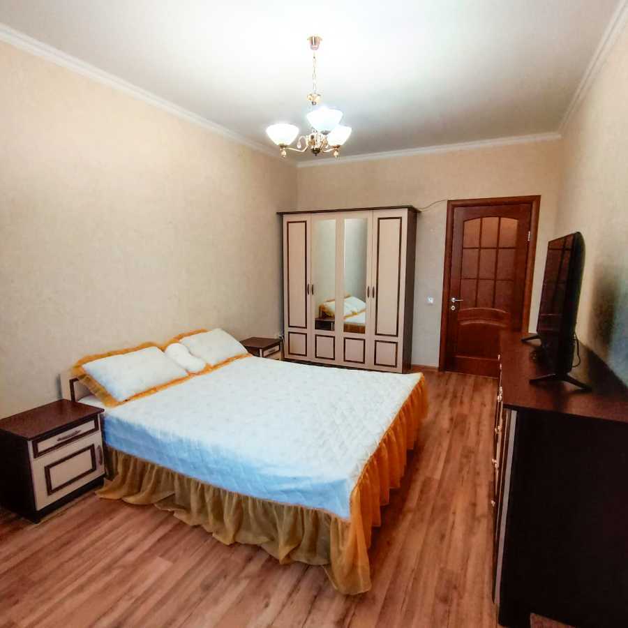 Оренда 2-кімнатної квартири 68 м², Садівна вул., 1В