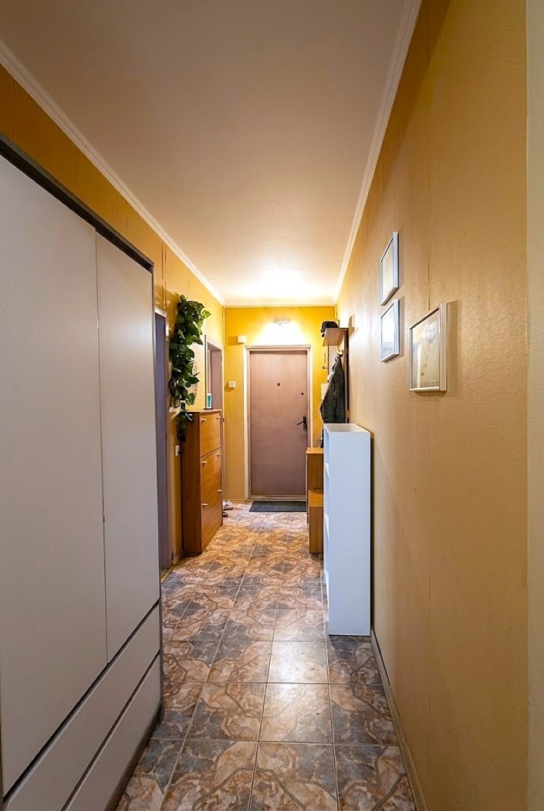 Продажа 3-комнатной квартиры 66 м², Армейская ул., 19