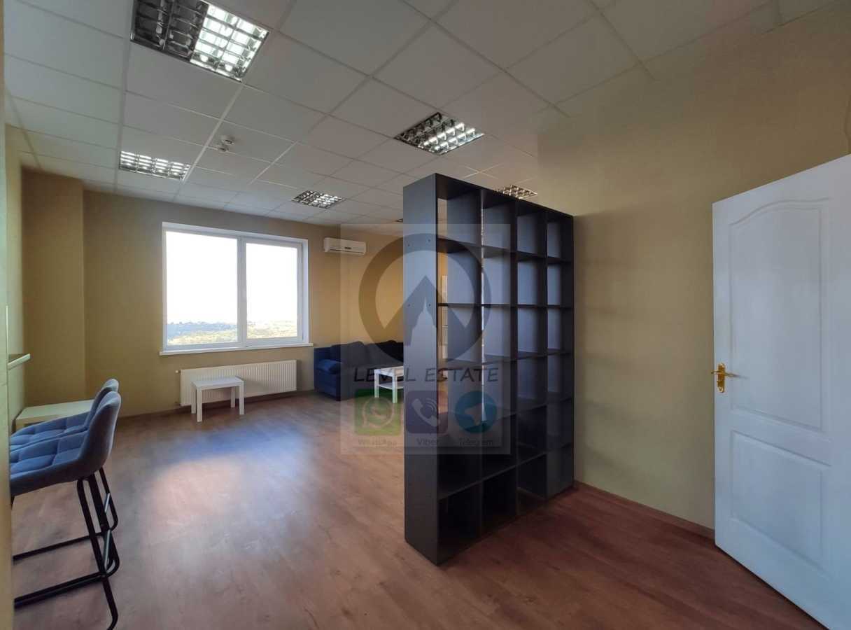 Оренда офісу 90 м², Лугова (Оболонь) вул., 1К2