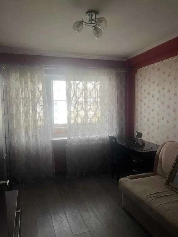 Продажа 2-комнатной квартиры 40 м², Верховного Совета бул., 12А
