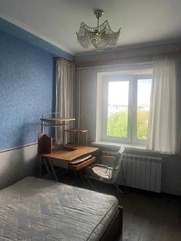 Продажа 2-комнатной квартиры 40 м², Верховного Совета бул., 12А