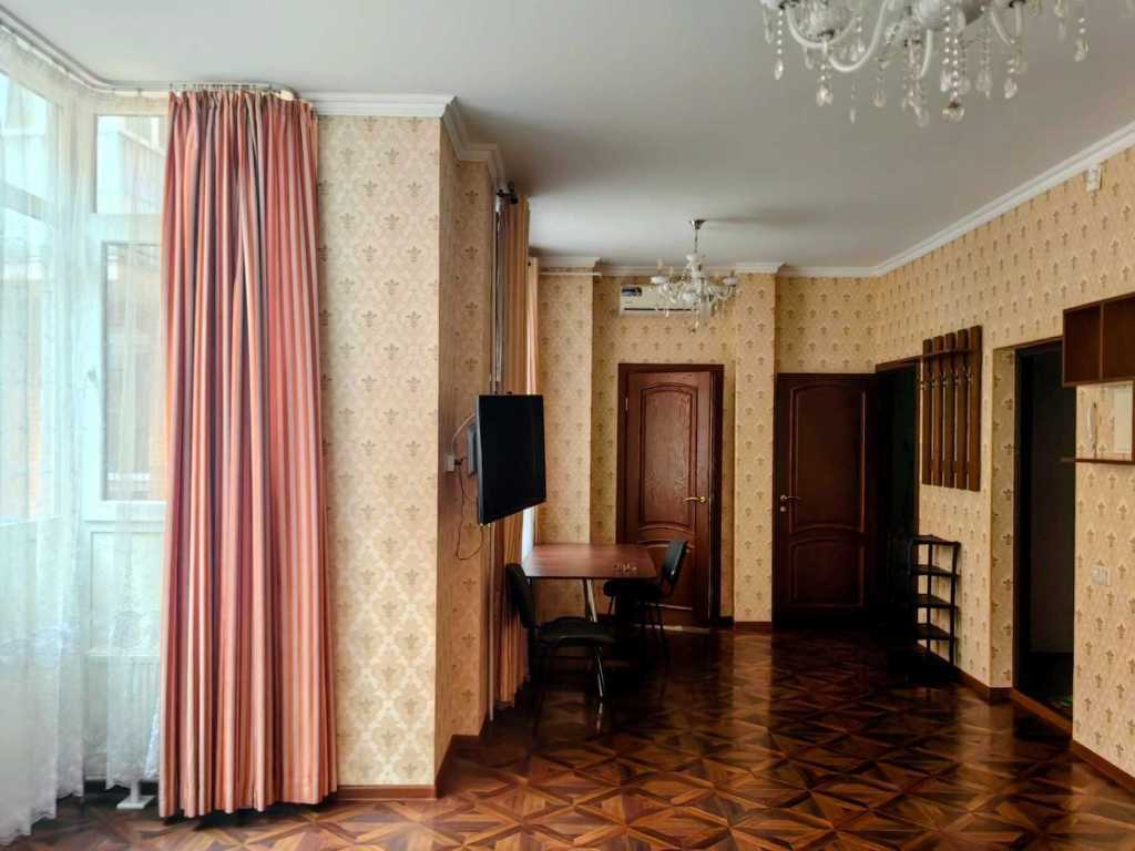 Оренда 1-кімнатної квартири 57 м², Книжный пров., 19/21