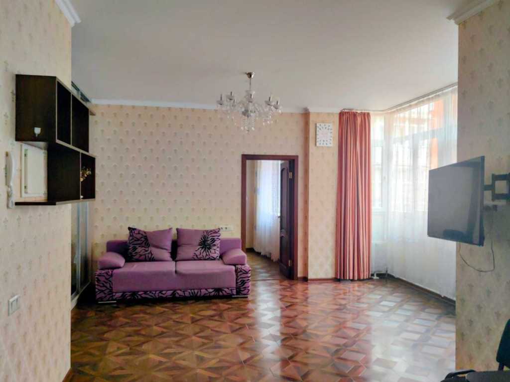 Оренда 1-кімнатної квартири 57 м², Книжный пров., 19/21