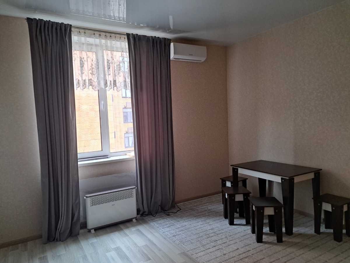 Оренда 1-кімнатної квартири 54 м², Покровська вул., 26