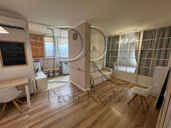 Продажа 1-комнатной квартиры 42 м², Юрия Шумского ул., 3Г