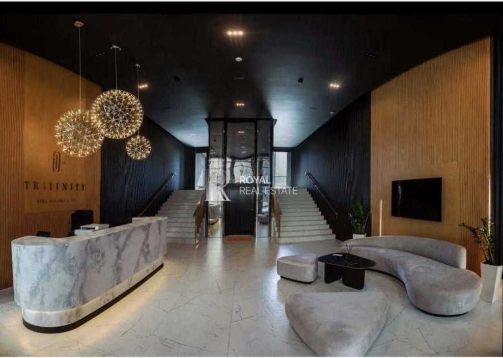 Продажа 4-комнатной квартиры 132 м², Василия Тютюнника ул., 39/2