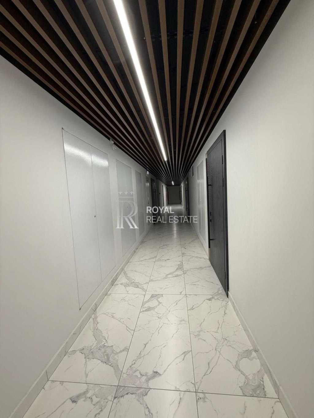 Продажа 4-комнатной квартиры 132 м², Василия Тютюнника ул., 39/2