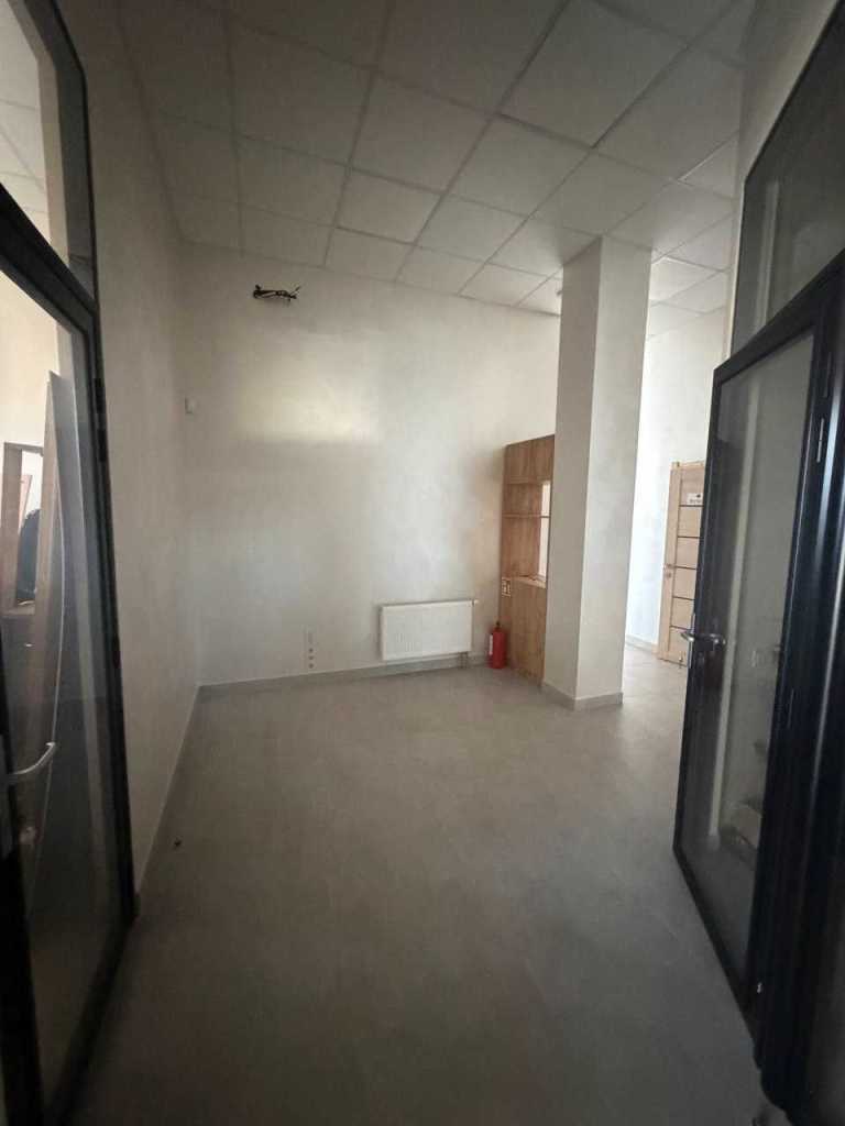 Продаж приміщення вільного призначення 157.6 м², Ломоносова вул., 40