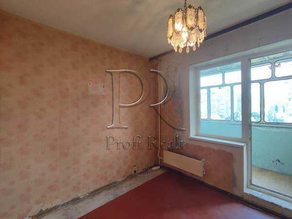 Продаж 3-кімнатної квартири 73 м², Каштанова вул., 8