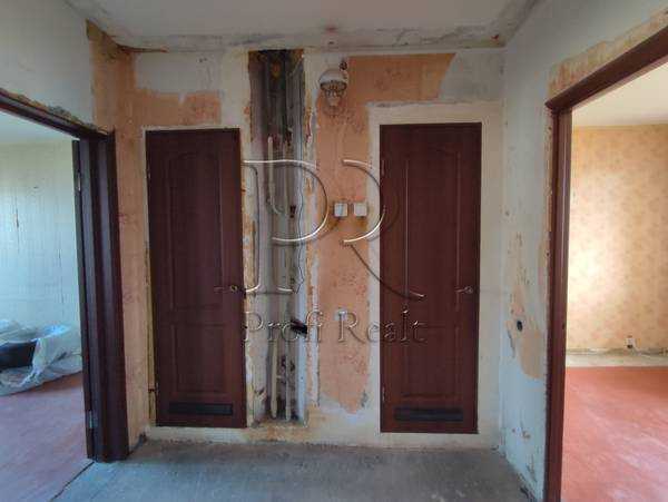 Продаж 3-кімнатної квартири 73 м², Каштанова вул., 8