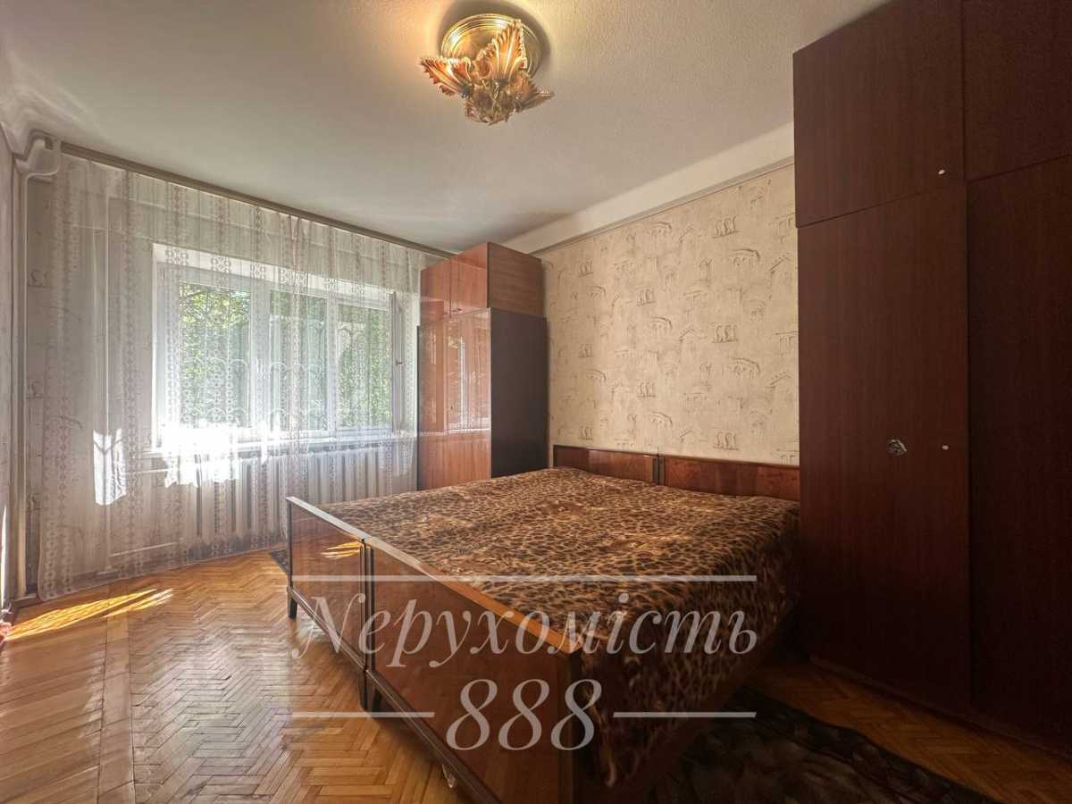 Продажа 2-комнатной квартиры 46 м², Соломенская ул., 34