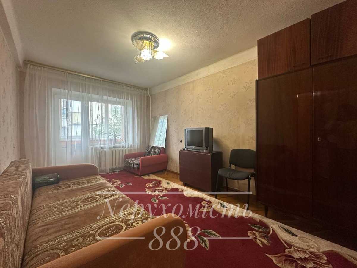 Продажа 2-комнатной квартиры 46 м², Соломенская ул., 34
