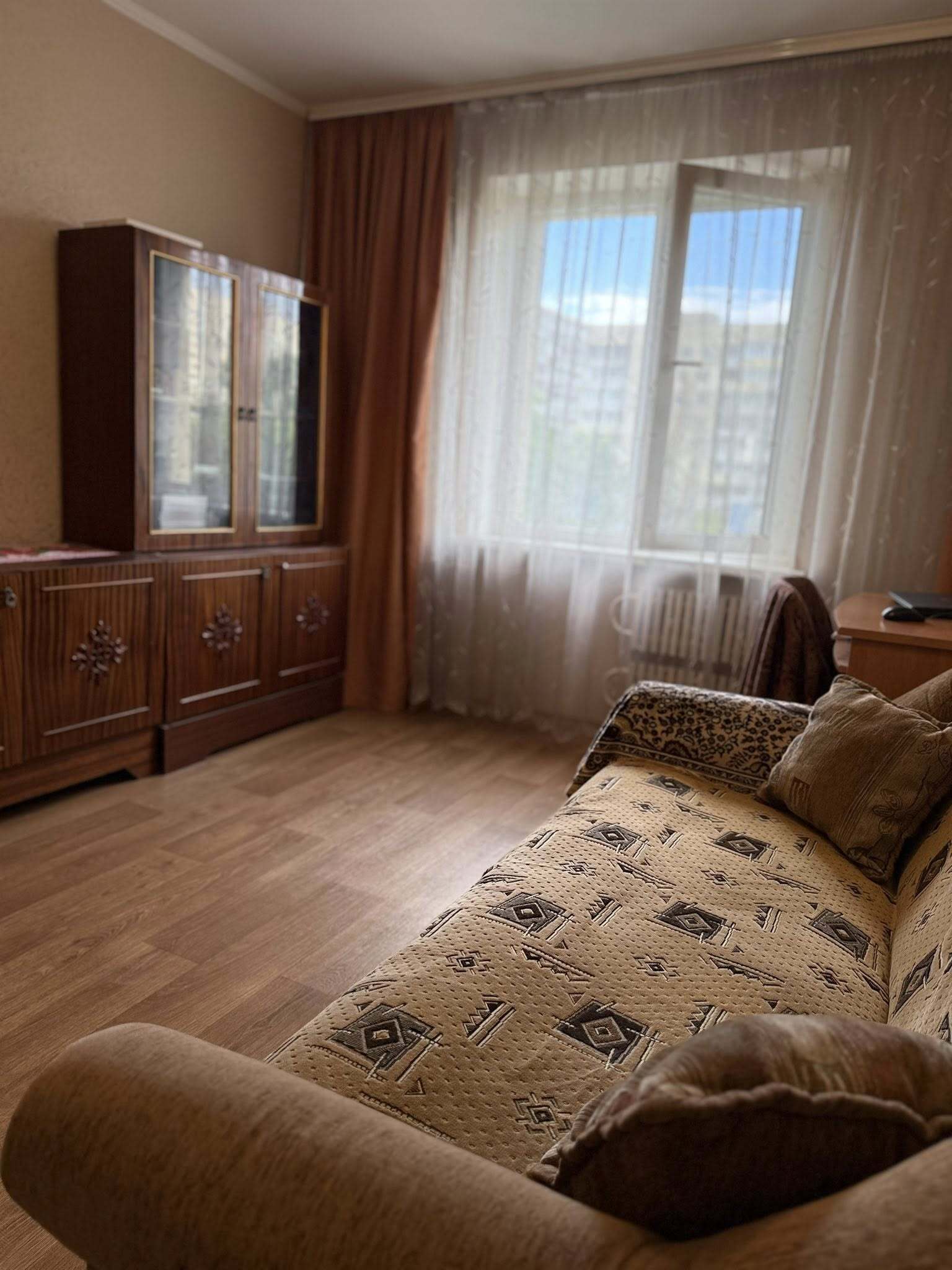Продажа 3-комнатной квартиры 73 м², Метростроевская ул., 4