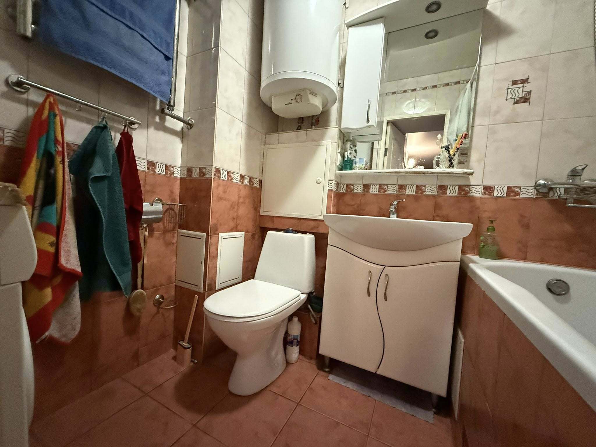 Продажа 3-комнатной квартиры 73 м², Метростроевская ул., 4